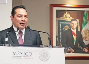 Luis Miranda, admirador de Peña Nieto y aficionado al golf