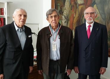 Urbanistas mexicanos otorgan Presea Carlos Lazo a Cuauhtémoc Cárdenas