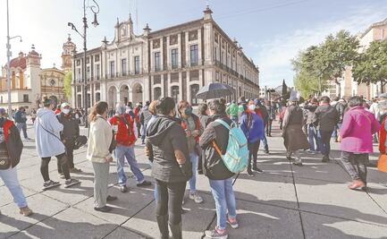 Sindicalizados de Toluca reclaman pagos