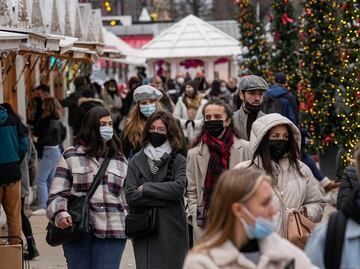 OMS confirma que vacunados y curados de Covid pueden infectarse por ómicron