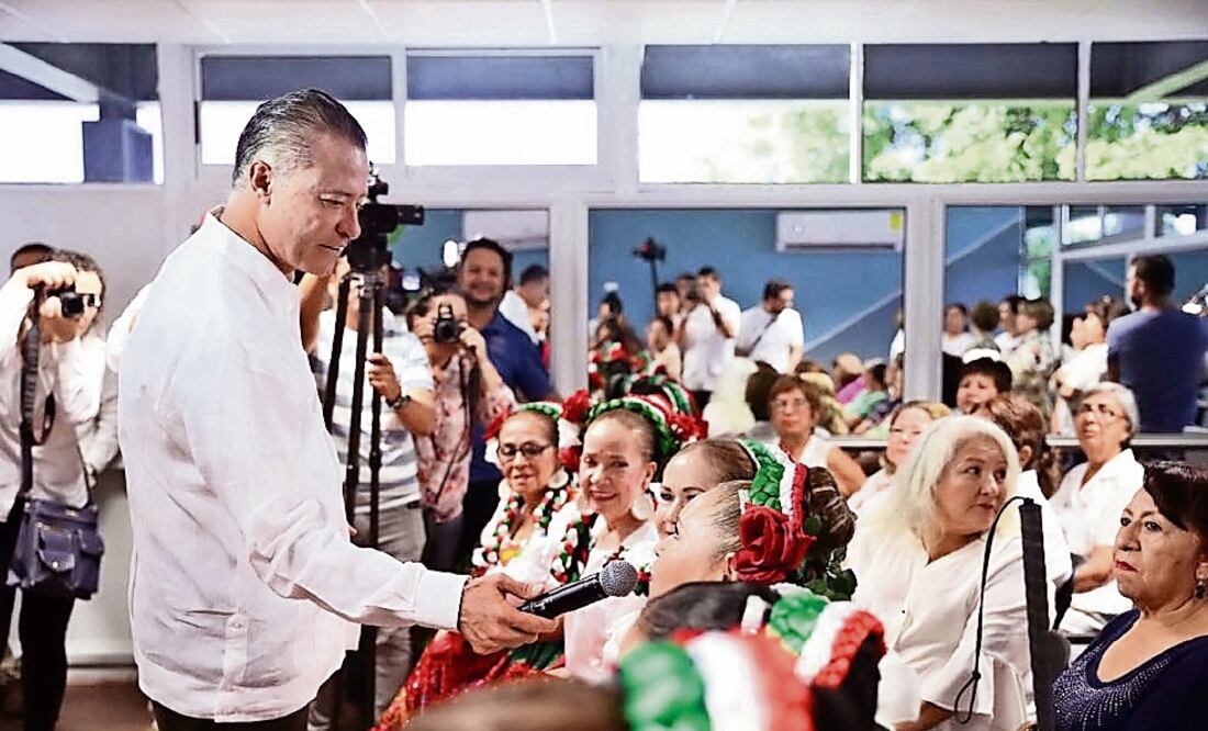 El gobernador Quirino Ordaz Coppel dijo que la nueva clínica del ISSSTE se concluirá en los primeros meses de 2019. (FOTO: Especial)