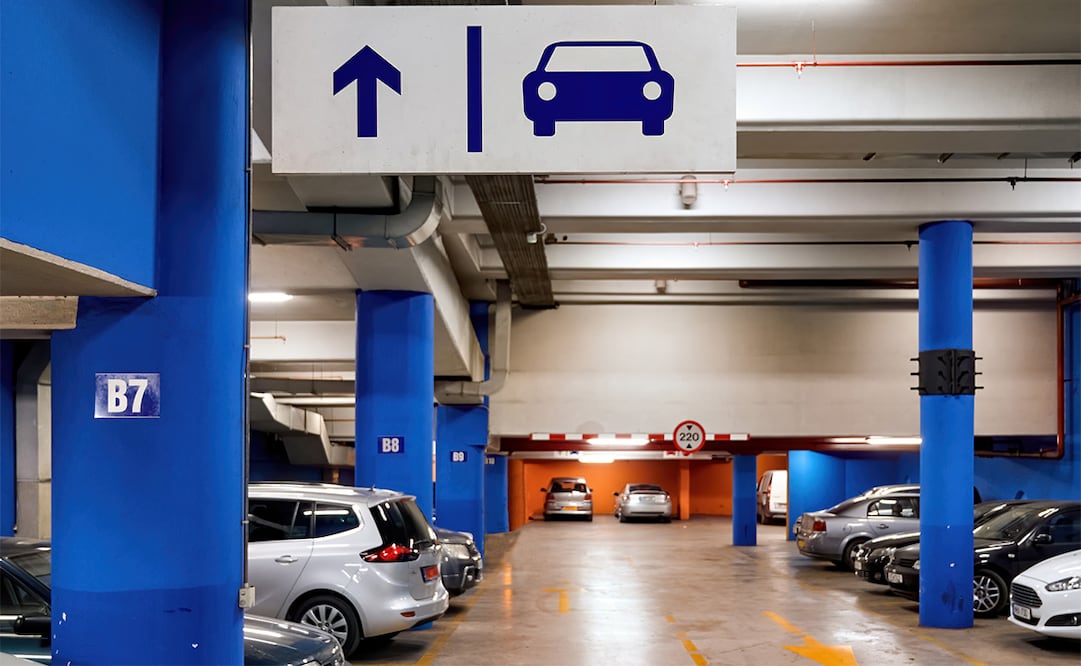 Esta propuesta plantea una nueva forma de cobro en estacionamientos públicos. Foto: Freepik