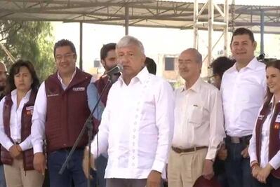 Pide AMLO evitar que Moreno Valle y Yunes instalen monarquía en Puebla y Veracruz