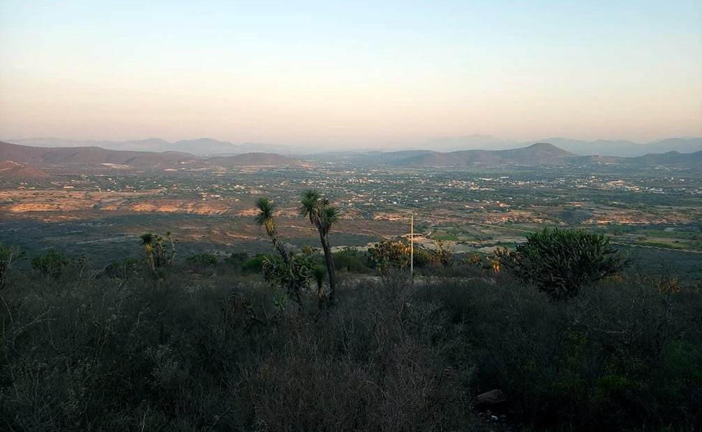 Amanecer en Ixmiquilpan, Hidalgo. La vista es desde el cerro de la Santa Cruz. Foto: Wikimedia Commons/ Especial.