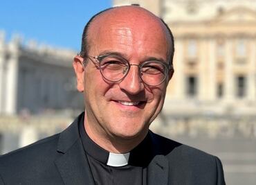 Patrick van der Vorst, el empresario que renunció a su riqueza y se hizo sacerdote