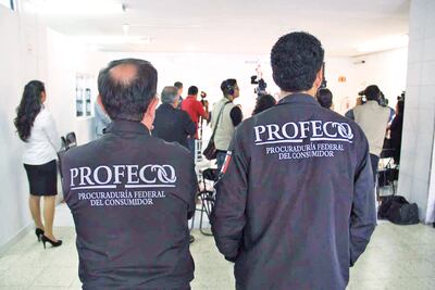 Profeco emite alerta por posibles fallas en autos 2017 y 2018