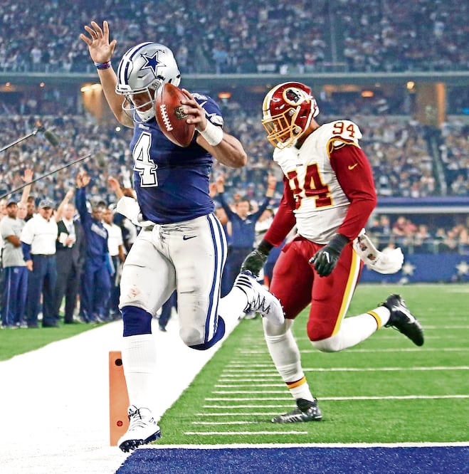 Prescott empató un récord del equipo al lograr su quinto touchdown mediante una carrera. (FOTO: LARRY W. SMITH. EFE)