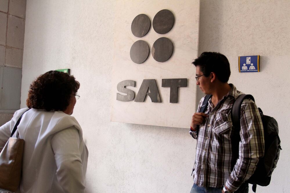 Comisión de Comercio y el SAT defienden la iniciativa (Archivo. EL UNIVERSAL)