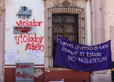 Dan 4 años de prisión a rector de Universidad de Zacatecas acusado de abuso sexual de niña, pero sale bajo fianza; feministas protestan