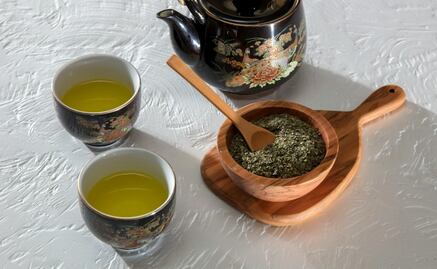 Para qué sirve tomar té verde y qué contiene