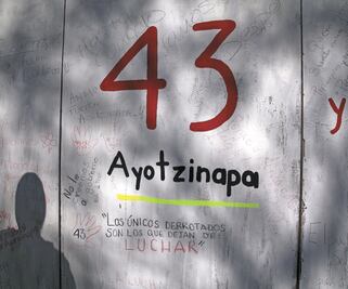 FGR reinvestigará el caso Ayotzinapa 