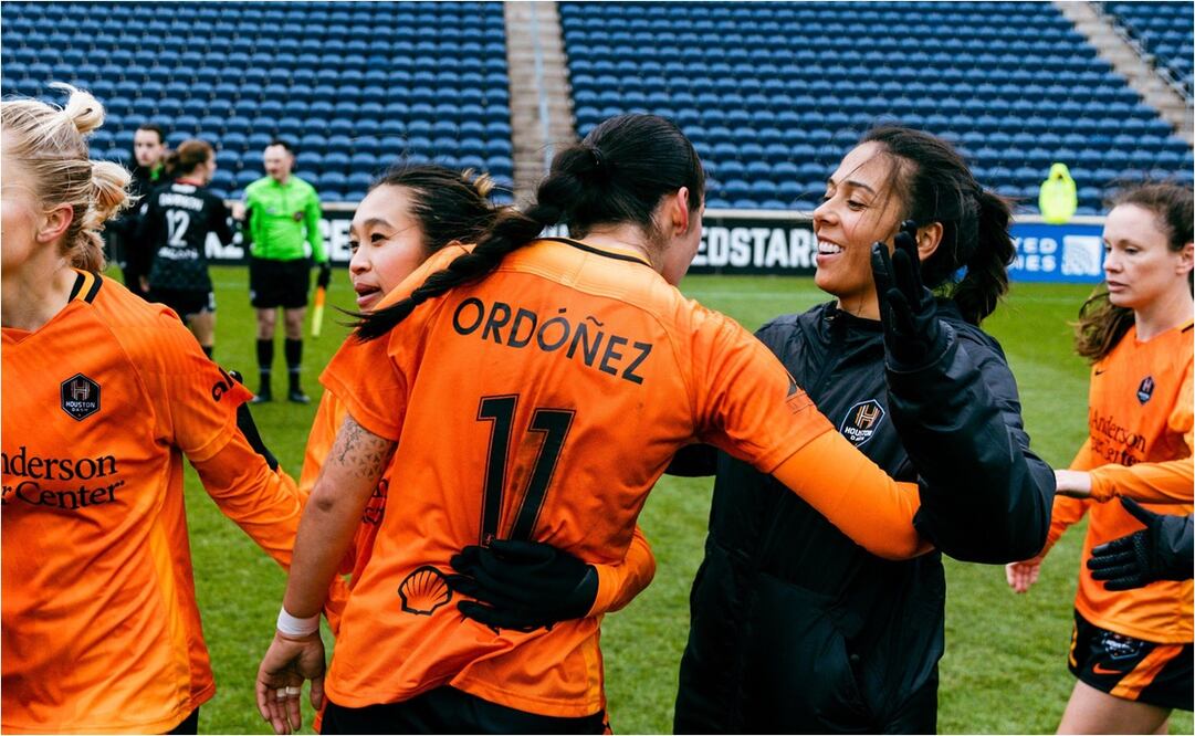 FOTO: @HoustonDash - Gran actuación de jugadoras mexicanas en la NWLS