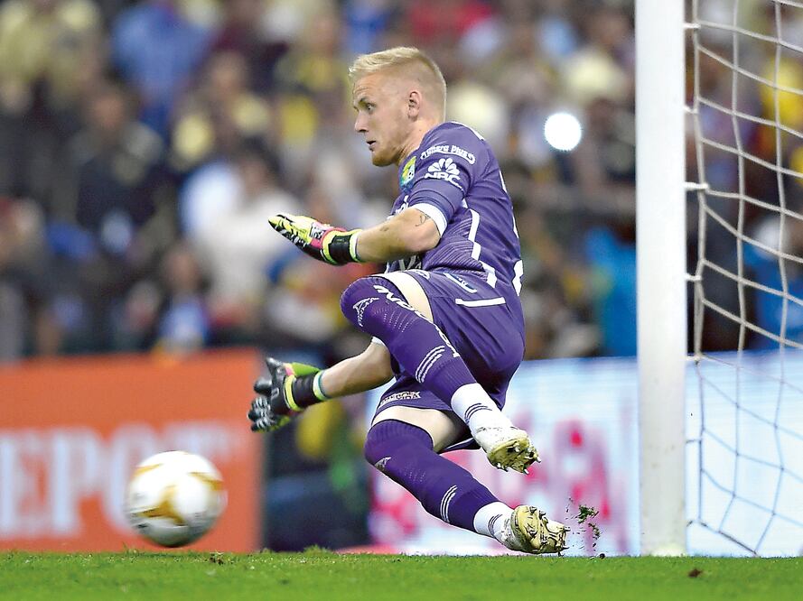 William Yarbrough tuvo una mala actuación al ‘comerse’ un gol (IMAGO7)