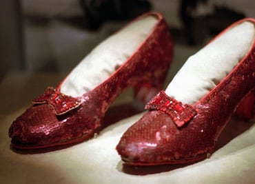 Recompensa de 1 mdd por zapatillas robadas de Judy Garland