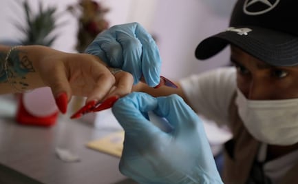 Inicia la toma de muestras de ADN a familiares para encontrar a sus desaparecidos en Coahuila