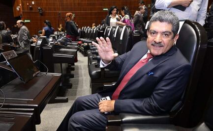 Morenistas hacen "cochinito" para diputado Manuel Espino; legislador sigue grave tras derrame cerebral