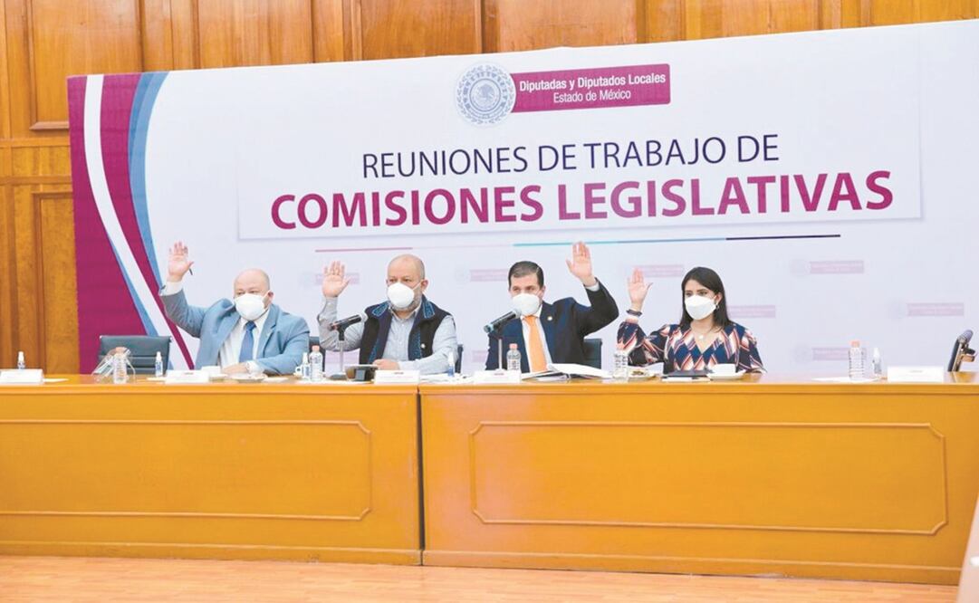 Durante la sesión de comisiones acudieron únicamente ocho de 17 legisladores. Diputados de Morena consideran necesario que el gobernador acuda al Congreso, como parte de rendición de cuentas. Foto: Especial.