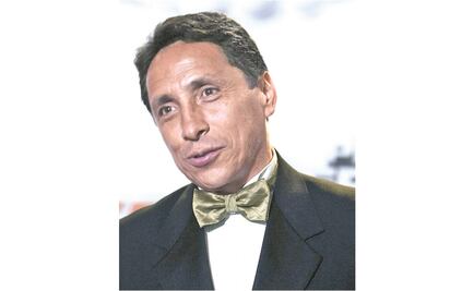 Dejan solo a Manuel Negrete