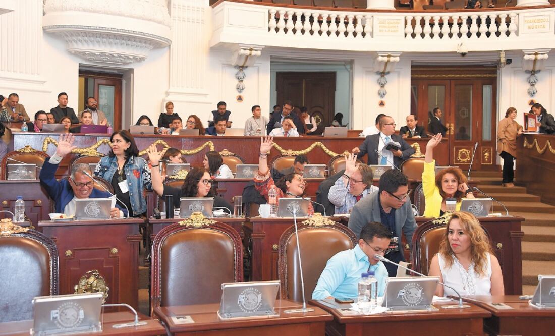 El pleno de la Comisión Permanente del Congreso local aceptó que iniciara el análisis de tres propuestas en materia de seguridad. Foto: ESPECIAL
