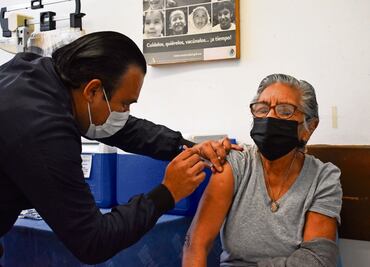 Confían en protección de vacunas contra Covid-19 y sus variantes