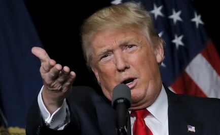 Trump pide a Cruz y Kasich renunciar a contienda