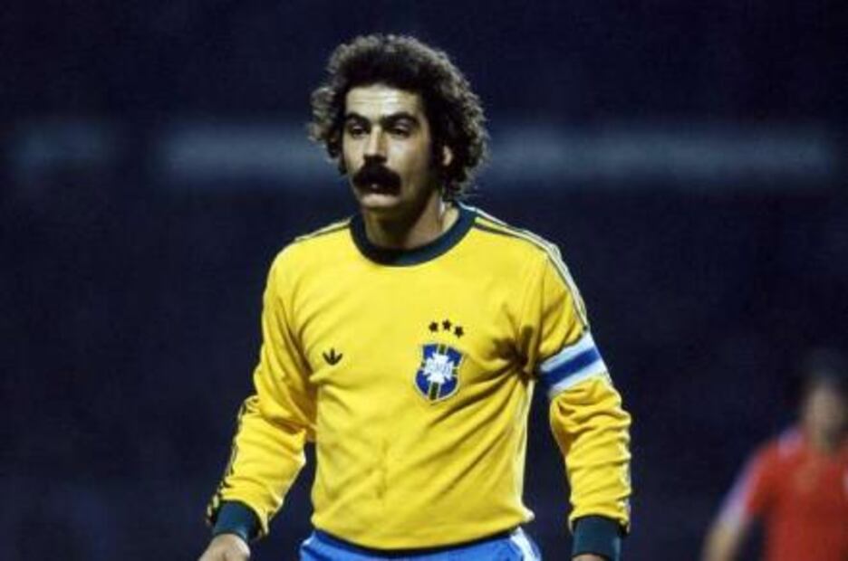 Grandes zurdos en la historia del balompié