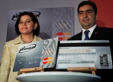 Fonacot apoya a damnificados