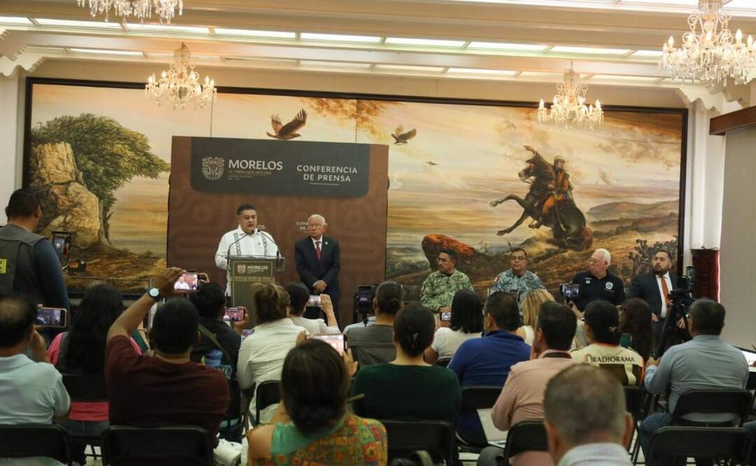 Jefe de Seguridad Pública municipal en Morelos, Miguel Ángel Urrutia Lozano anuncia que al menos 8 encargados de seguridad reprobaron los exámenes (08/05/2025). Foto: Especial