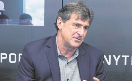 Kempes destroza a Argentina