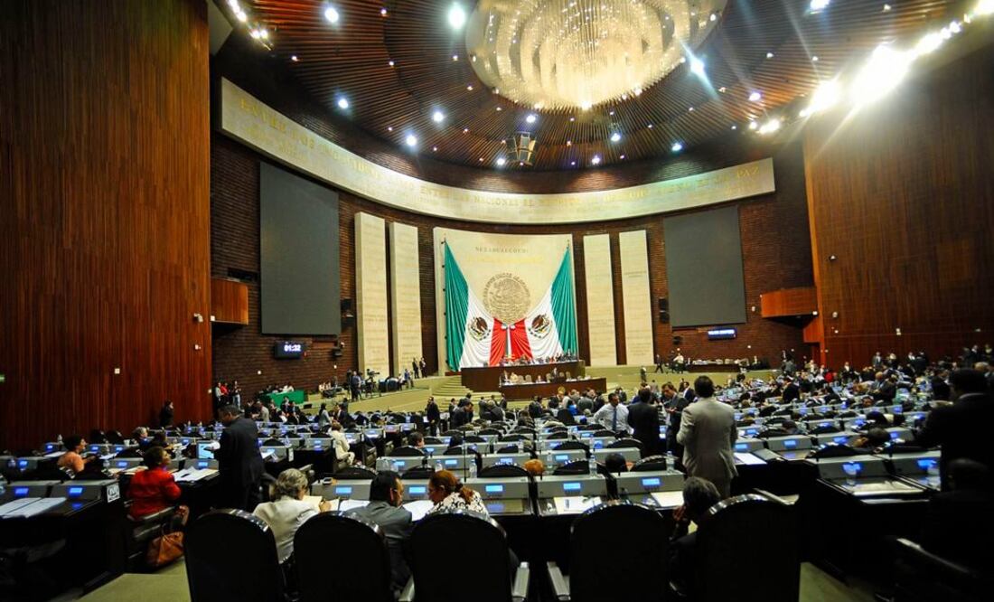 Presentan iniciativa para que Presidente entregue informe en el Congreso