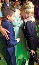 Leti Calderón estrena fans: sus hijos la ovacionan