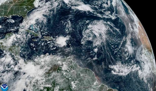 Próxima tormenta tropical del Atlántico se llamará Dolly, pero no por la fallecida Parton; es una peculiar coincidencia