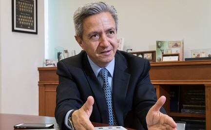 Banxico se deslinda de medalla de AMLO
