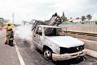 Graco y "Cuau" se unen contra SCT por socavón