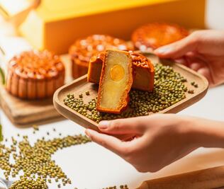 Qué son los pasteles de luna o mooncakes