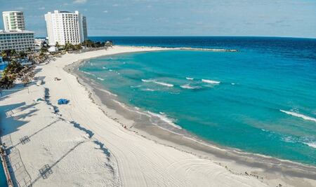 Impulsan campaña para reposicionar a Cancún