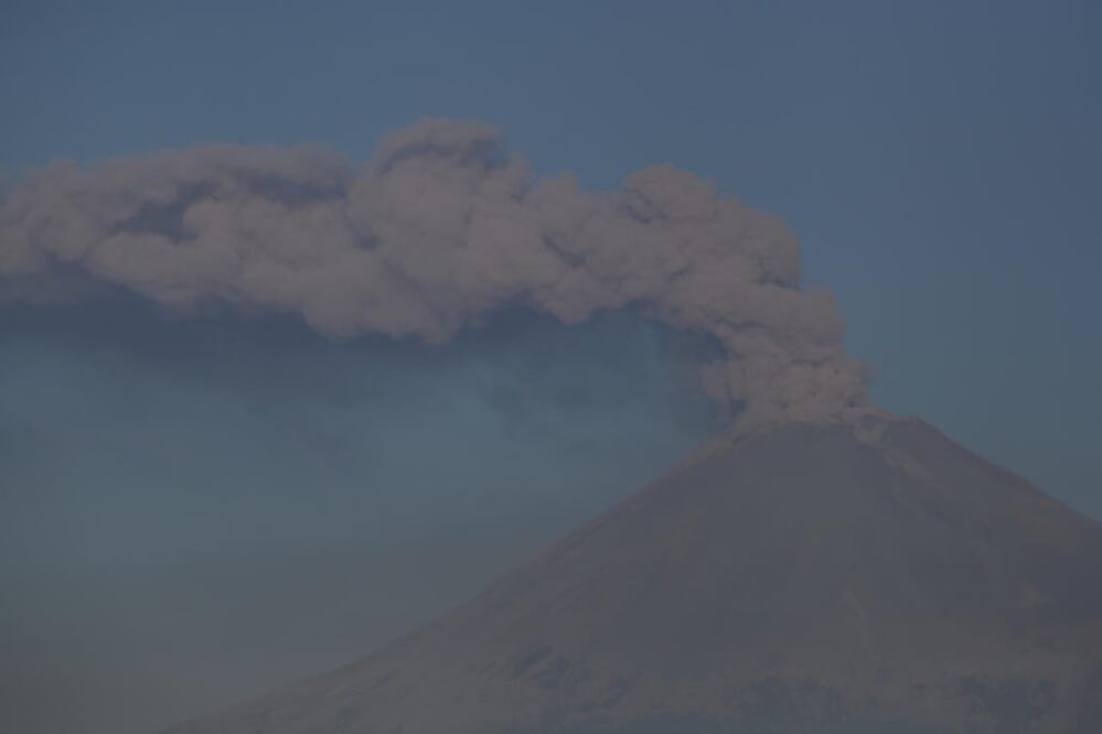 No hay situación de peligro por el Popocatépetl: AMLO