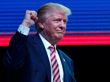 Donald Trump se equivoca en fecha de elecciones