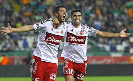 Xolos derrota 4-2 a León y se afianza en el liderato