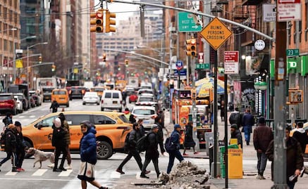 Economía de EU crece 2% en primer trimestre; la inflación llega a 3.5% en marzo por aumento en precios de combustibles