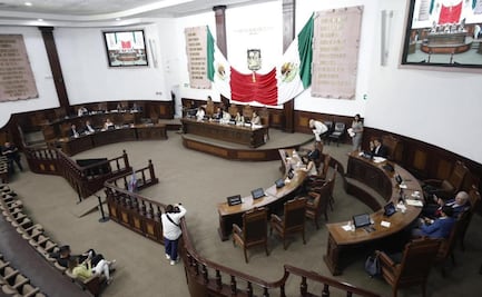 Diputados y regidores de Coahuila piden licencia en Congreso; participarán en elecciones