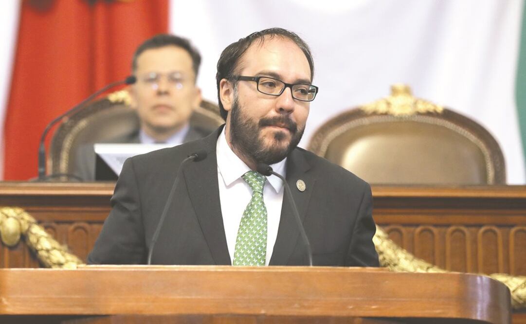 "Lo que no ganaron en las urnas lo quieren eliminar de un plumazo", reclamó Toledo Gutiérrez, el principal liderazgo del perredismo en Coyoacán. Foto: Archivo / EL UNIVERSAL