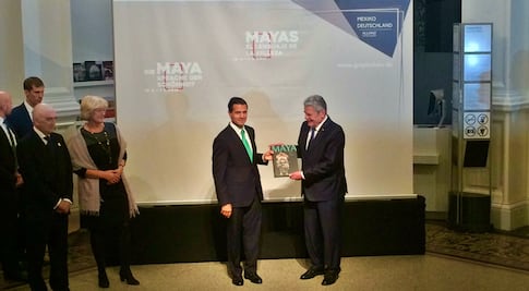EPN inaugura exposición en Berlín sobre cultura Maya