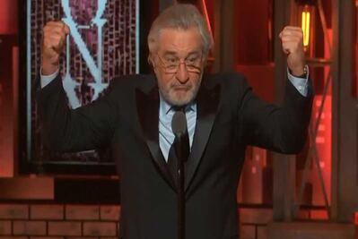 Robert De Niro insulta a Trump y es ovacionado de pie