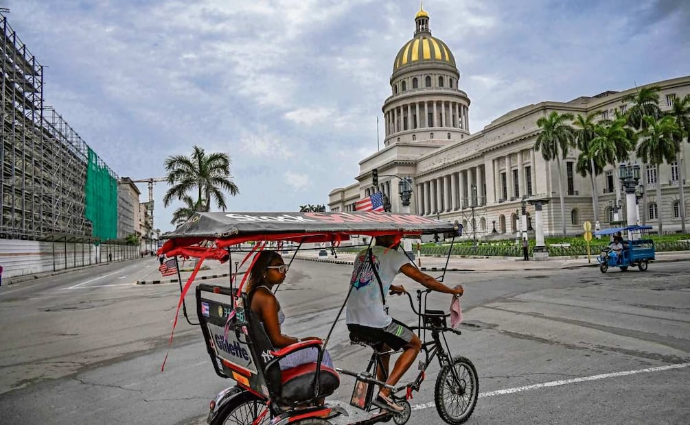 Las reformas aprobadas por Cuba amplían el papel del sector privado y la inversión extranjera en la economía de la isla. Foto: Archivo / Agencias
