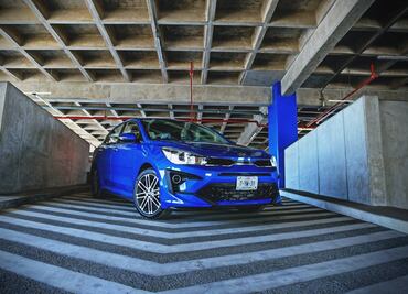KIA Rio Sedán S Pack 2021: practicidad y estilo en un mismo paquete