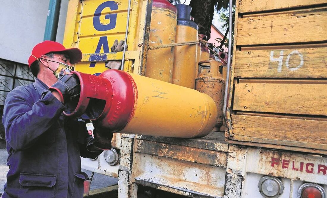 La Comisión Nacional de Energía revisará el cumplimiento de obligaciones de sujetos regulados en actividades en materia energética. Foto: Archivo EL UNIVERSAL