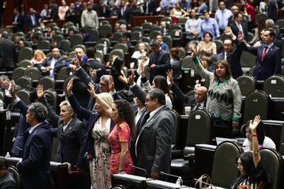 Diputados de Morena buscan castigar huachicoleo con hasta 30 años de cárcel 