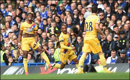 Chelsea cae en casa y reabre la lucha por la Premier League