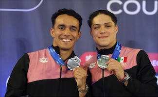 Osmar Olvera y Juan Celaya ganan medalla de plata en la Copa del Mundo de Clavados